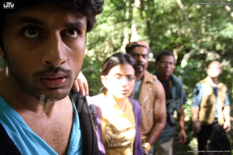 Nitin,Rasika,Kali and Ravi looking shocked