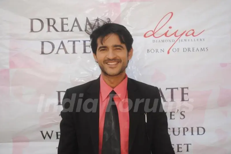 Hiten Tejwani in Dream Date