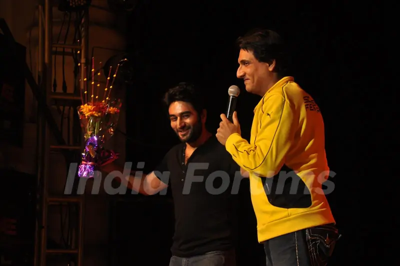 Shahrukh & Shahid attend Shiamak Davar's Summer Funk 2012