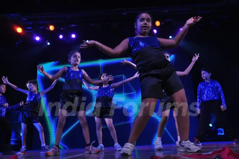 Shahrukh & Shahid attend Shiamak Davar's Summer Funk 2012