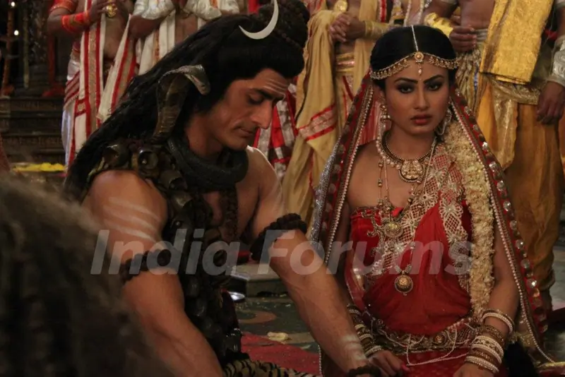 Mohit Raina and Mouni Roy