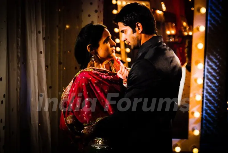 Barun sobti and Sanaya Irani