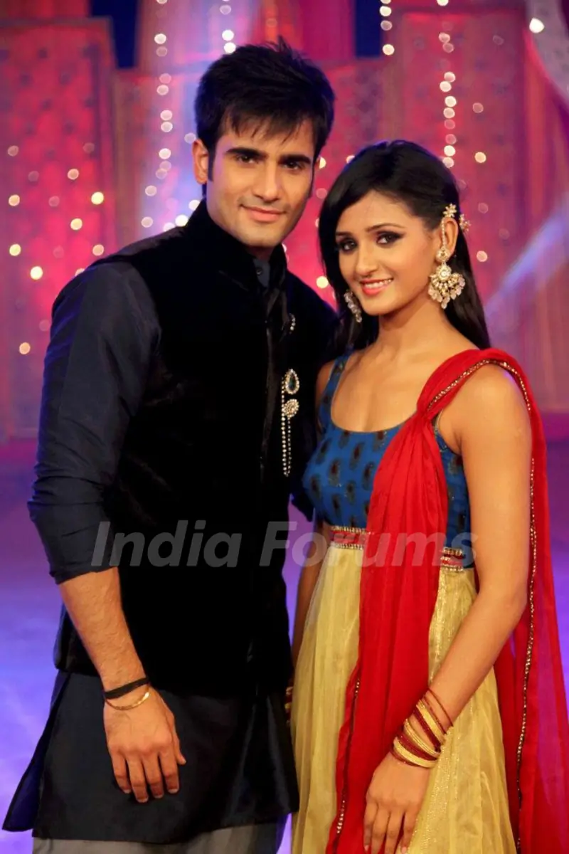Shakti Mohan & Karan Tacker
