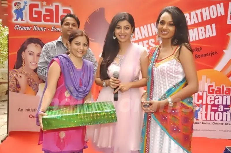 Debina and Reshmi