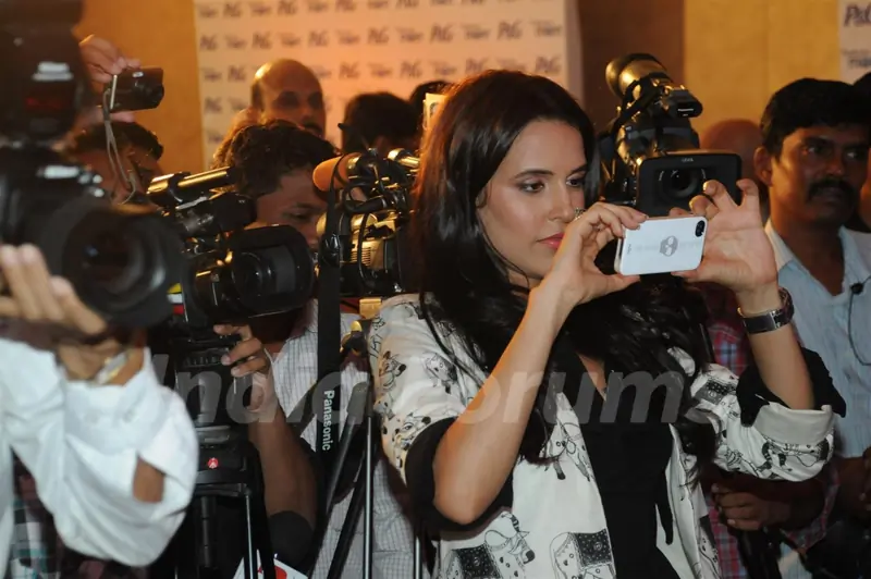 Neha Dhupia with mother at P&G event