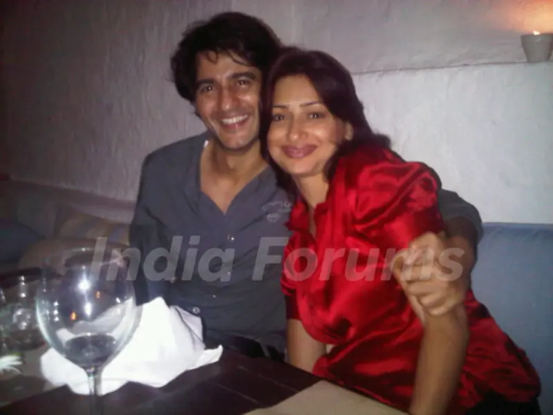 Hiten Tejwani with Gauri Pradhan tejwani