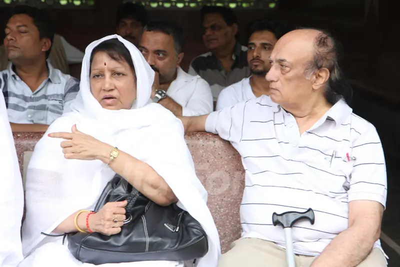 B.R Ishara Cremated at Pawan Hans Crematorium in Juhu, Mumbai