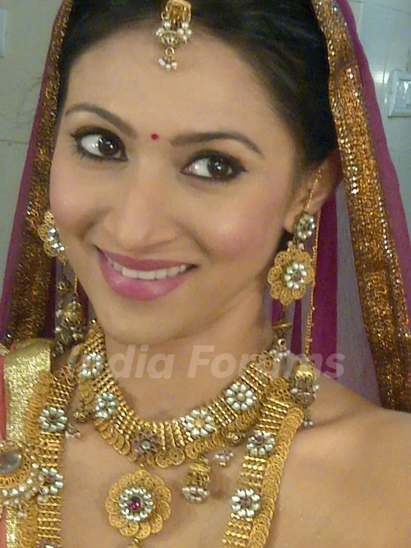 Rishina Kandhari as Khyati