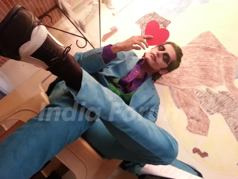 Karanvir Bohra as Joker