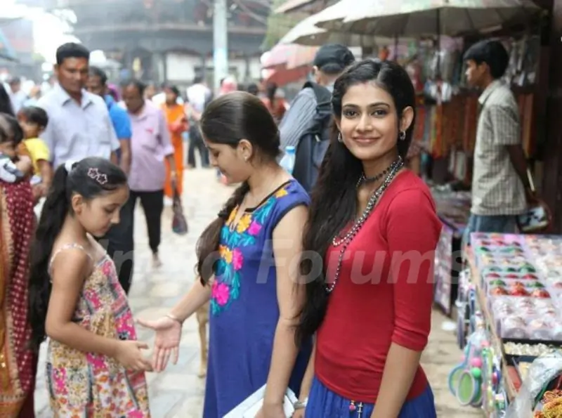 Aakanksha Singh and Ashnoor Kaur