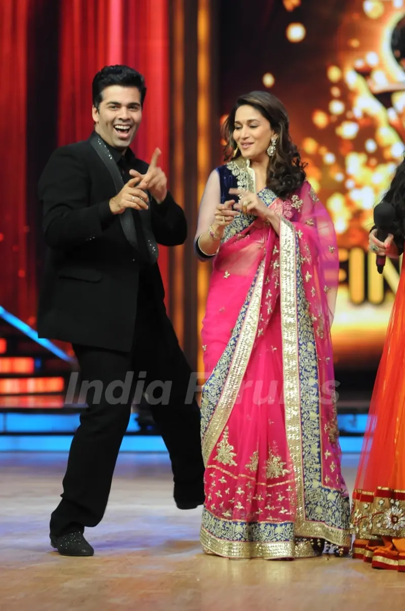 Karan Johar and Madhuri Dixit dances on the sets of Jhalak Dikhhla Jaa