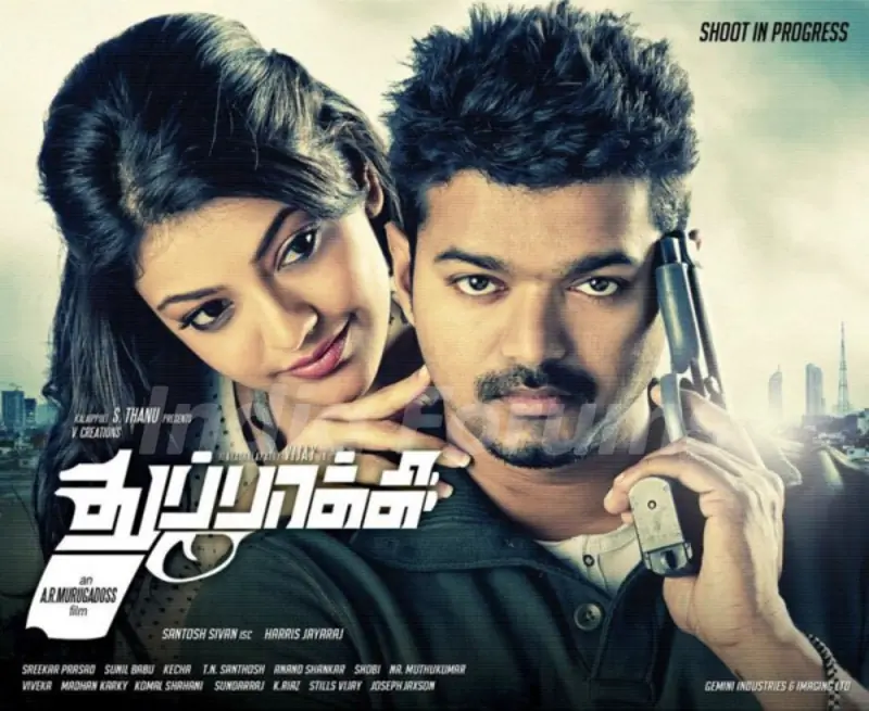 Vijay and Kaajal Aggarwal in Thuppaki