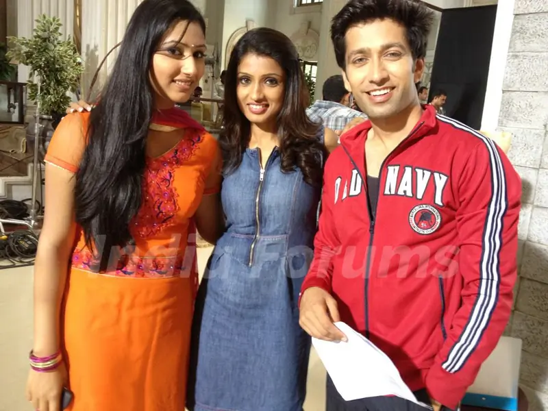 Disha, Alefia and Nakuul