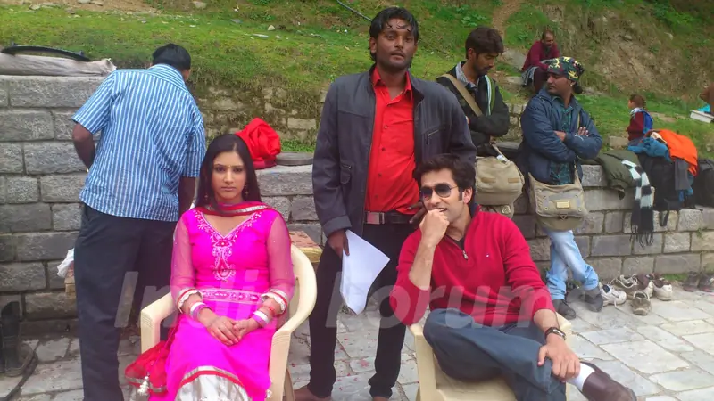 Disha and Nakuul on the set of Pyaar Ka Dard Hai.