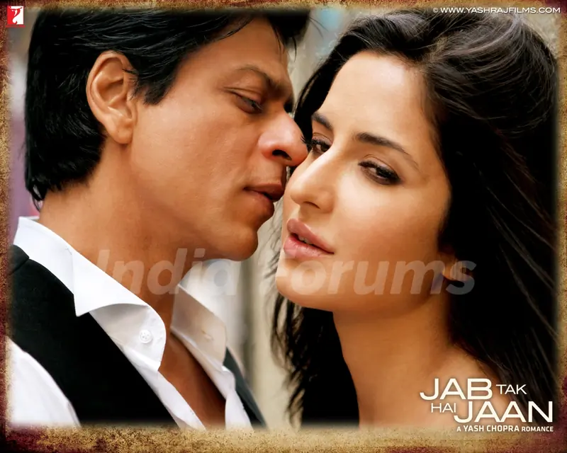 Shah Rukh Khan and Katrina Kaif in Jab Tak Hai Jaan