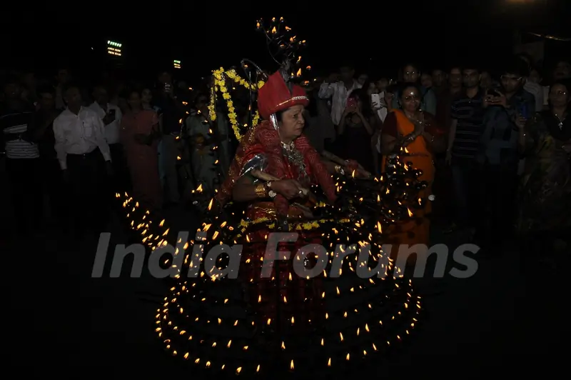 1151 Diya’s at “O” Mega Dandiya 2012 opened with Flying Colors