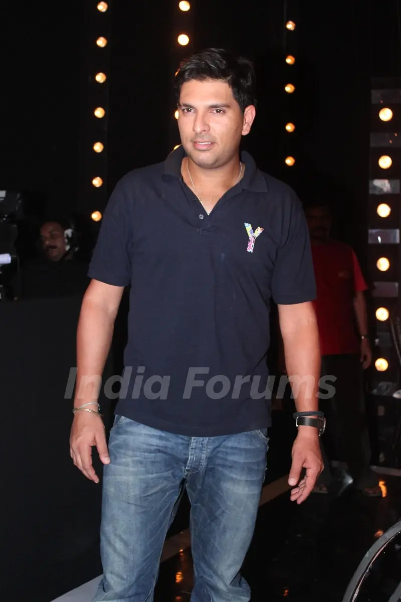 Yuvraj Singh on the sets of 'India's Got Talent'