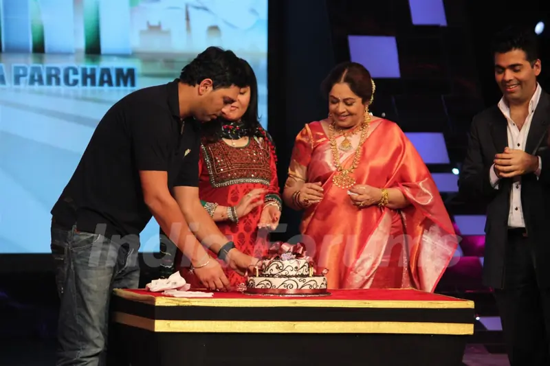 Yuvraj Singh on the sets of 'India's Got Talent'