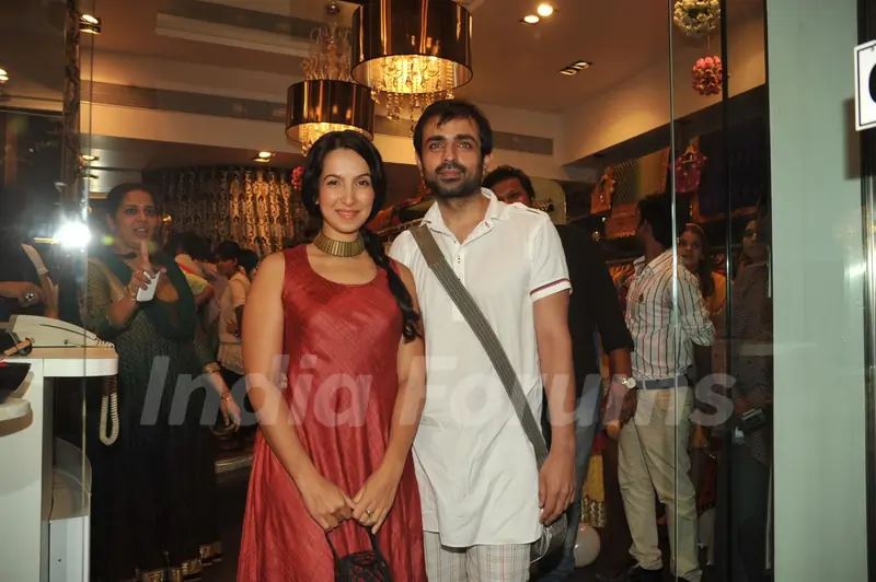 Soha Ali Khan with Mahima Bansal (proprietor of HUE) at the launch of HUE fashion’s new collection at Inox in Nariman Point, Mumbai