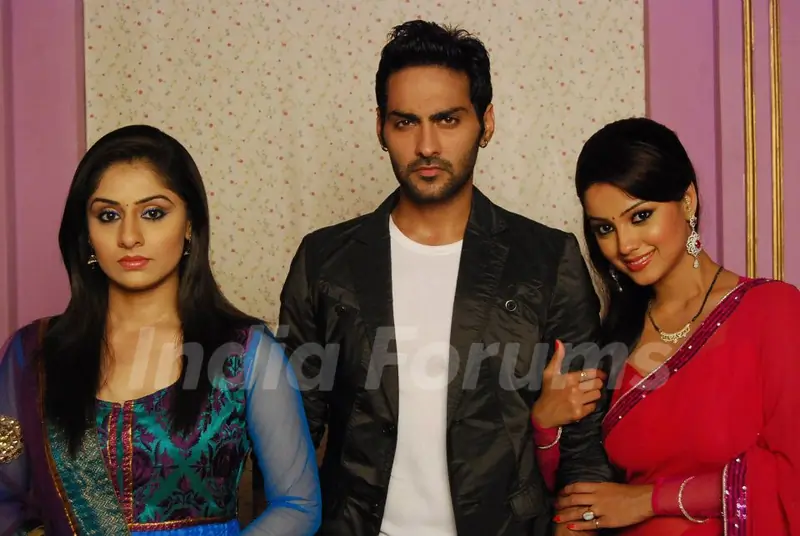 Ankita Sharma, Navi Bhangu and Adaa Khan