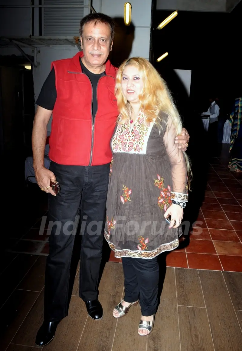 Sandip Soparrkar throws a Surprise Birthday Bash for Jesse Randhawa