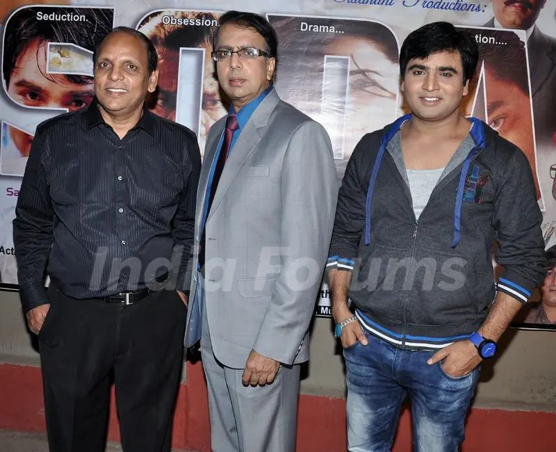 Anant Mahadevan, Satendra Singh at First item song shoot of film Soda at Kamalistan studio