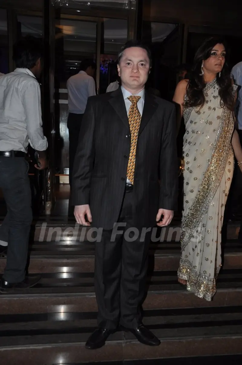 Shahrukh, Salman at Abhinav & Ashima Shukla wedding reception