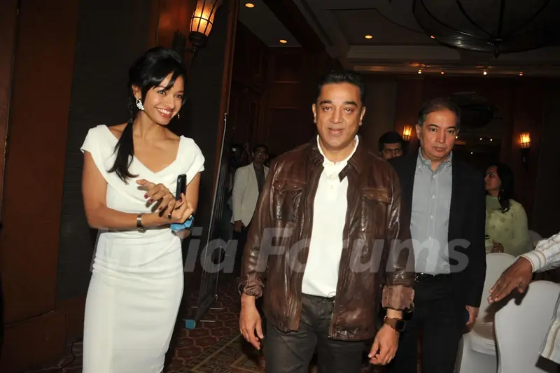 Kamal Hassan, Pooja Kumar at Film Vishwaroop press meet