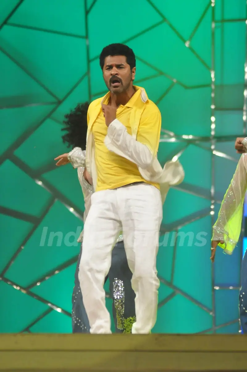 Prabhu Deva at Mumbai Police Show UMANG 2013 in Mumbai