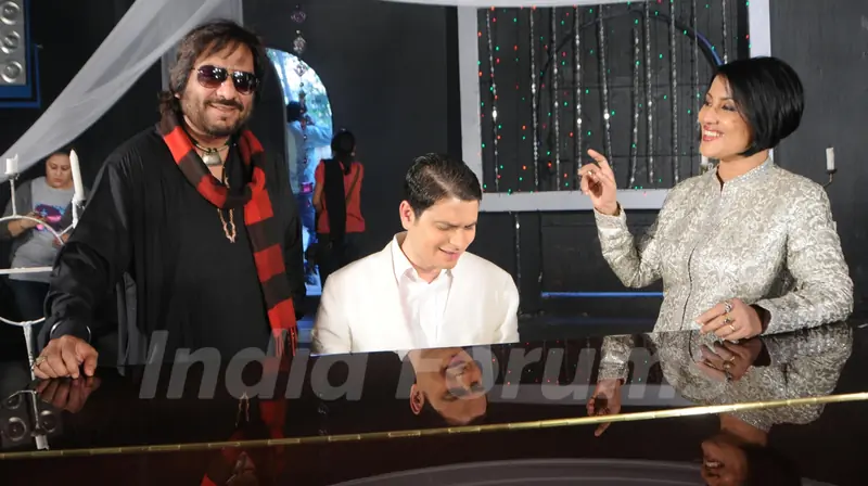 Siddharth Kasyap, Madhushree and Roop Kumar Rathod at the shoot of video album Rock On Hindustan
