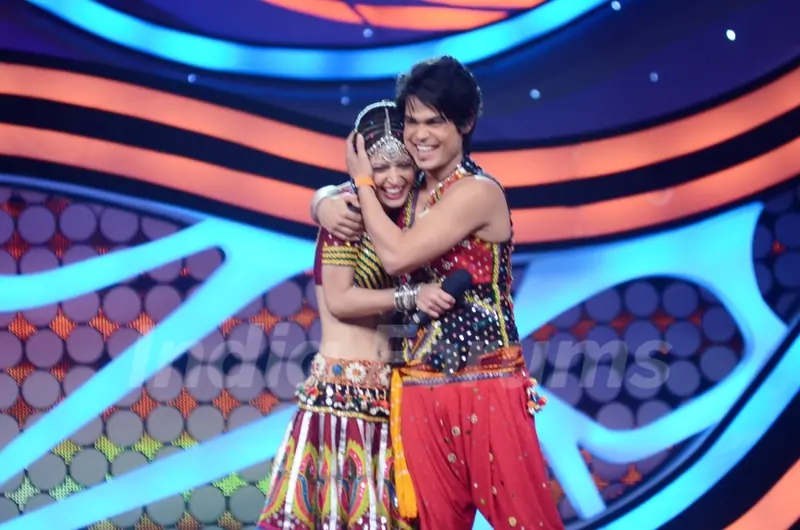 Charlie Chauhan and Kunwar Amarjeet Singh on the sets of Nach Baliye 5