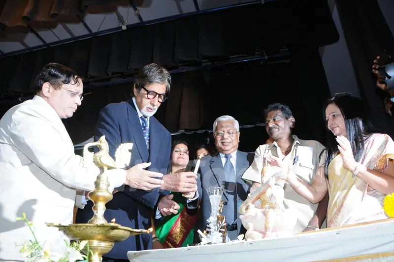Amitabh Bachchan attended the Valedictory Function