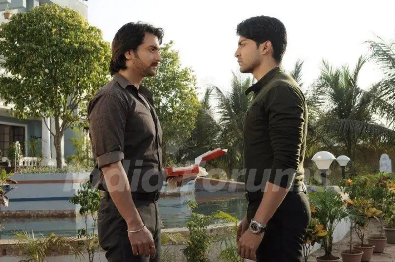 Gurmeet and Vineet in a scene from Punar Vivah