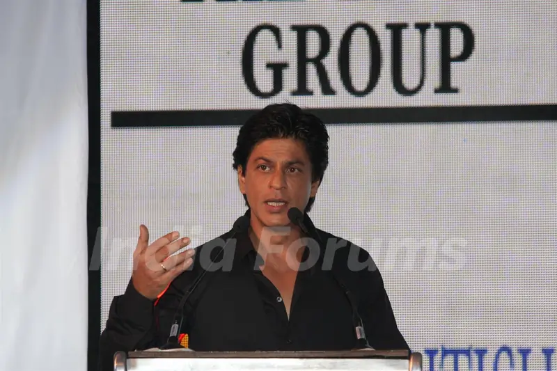 Shahrukh Khan at TOIFA launch