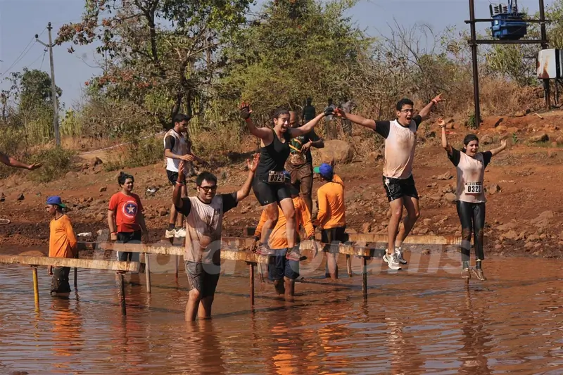 India’s First Time organizes ‘Mud Rush’ in Kolad