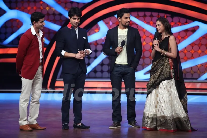 Randeep Hooda & Aditi Rao Hyderi with Gautam Rode and Karan Wahi During their promotion of Murder 3