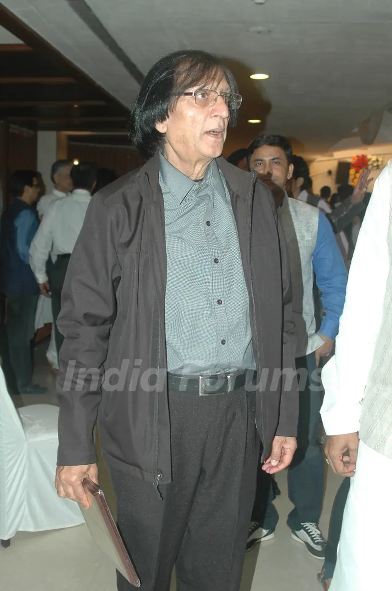 Waseem Barelvi at Shashi Ranjan & Rumi Jaffrey's Mushaira event
