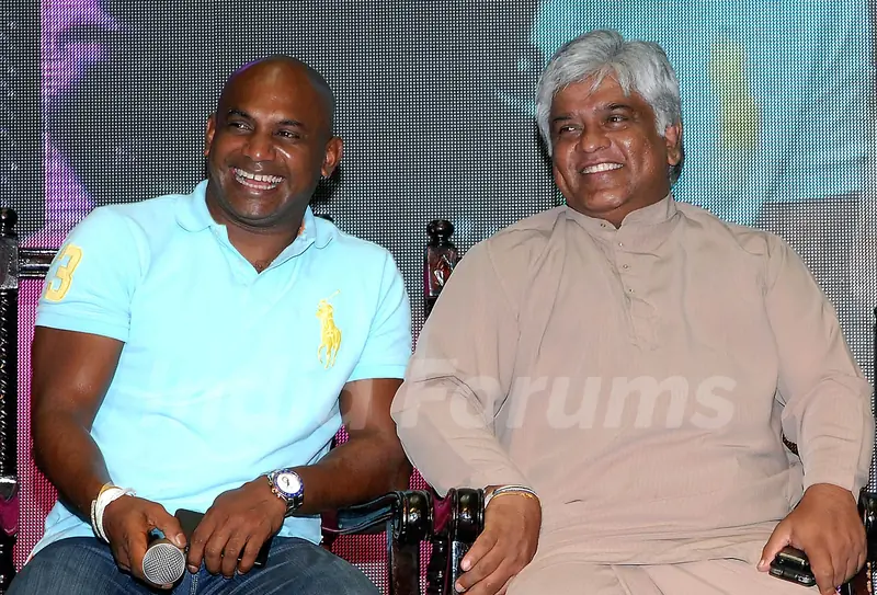 Sri Lankan Former Cricketers Sanath Jayasuriya and Arjuna Ranathunga at the GET  SRI LANKAN ED  at Garuda Mall , in Bangalore on Friday  22nd of February 2013   photo by IANS.