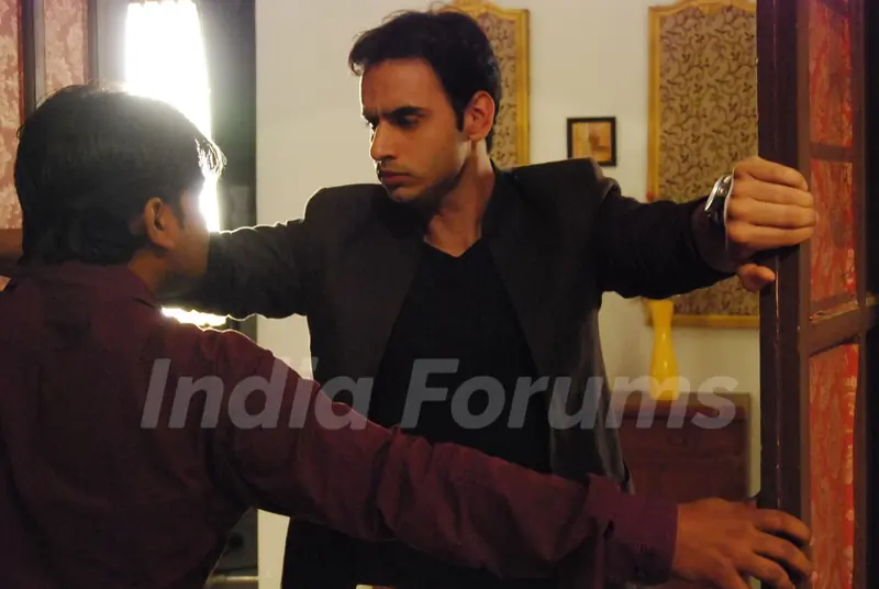 Waseem Mushtaq as Tej Malik in Amrit Manthan