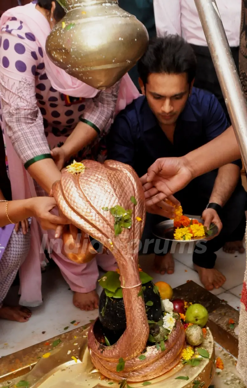 Rahul Vaidya gives a soulful performance on the occasion of Mahashivratri