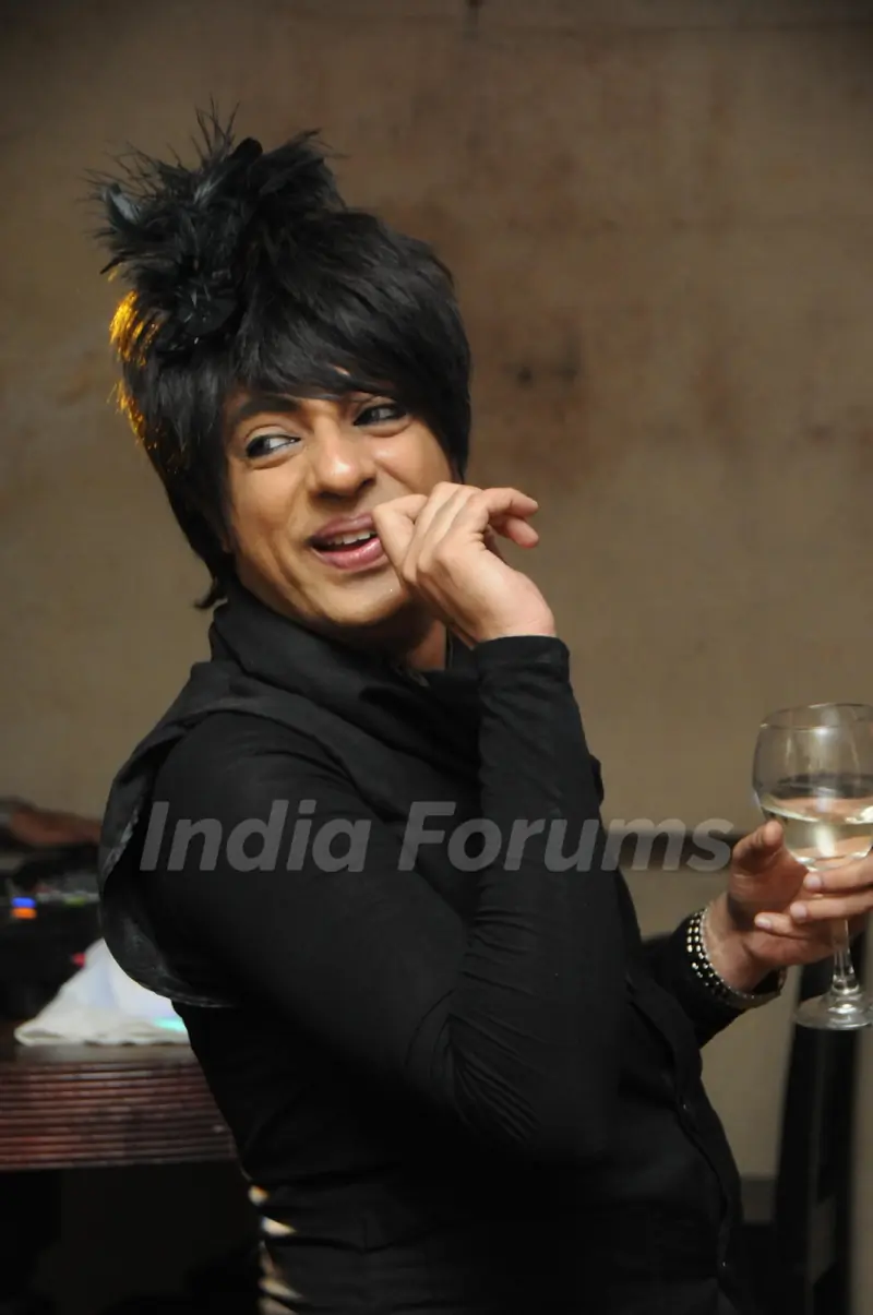 Designer Rohhit Verma throws surprise Birthday party for Sister Swati Loomba