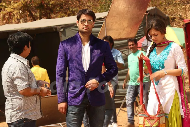 Drashti Dhami and Vivian Dsena
