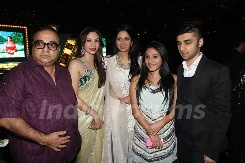 Srievi with Rajkumar Santoshi, Manila, Tanisha at Sahara Pariwar Bash For Padma Shri Sridevi
