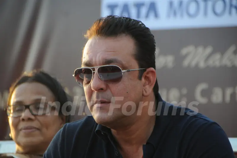 Sanjay Dutt inagurate Mobile Mammography Unit