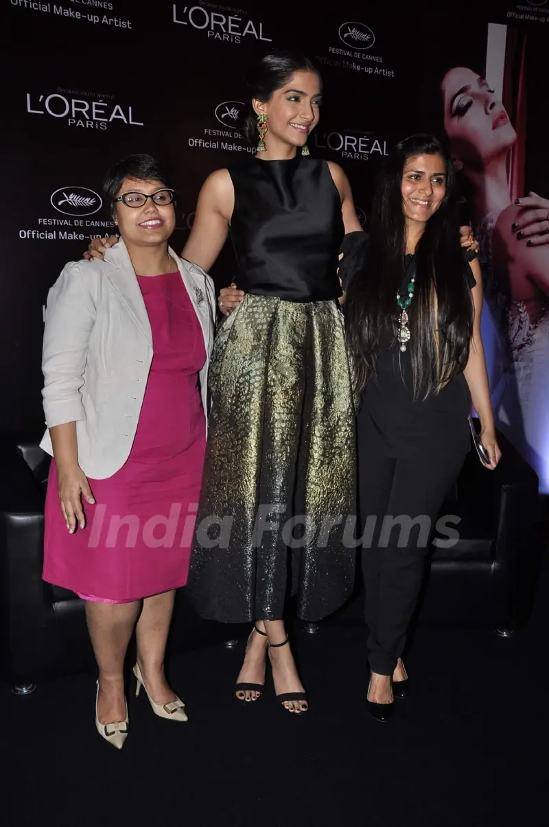 Sonam Kapoor at the launch of L'Or Sunset by Loreal Paris and unveiling of her look for Cannes 2013