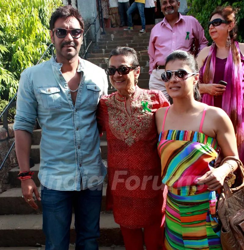 Kajol, Ajay promote Lonavla funfair