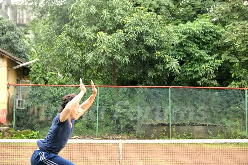 Tiger Shroff performing daredevil stunts