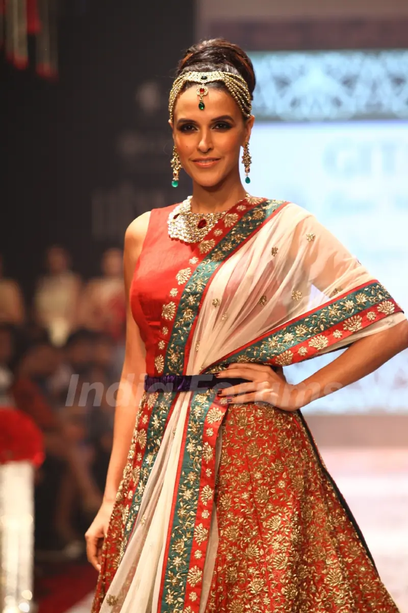 Neha Dhupia at Gitanjali show on Day 2 at IIJW 2013