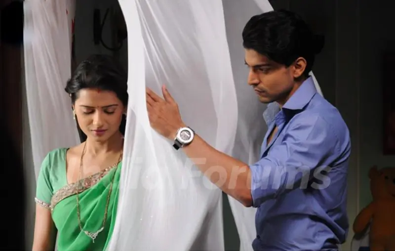 Kratika Sengar and Gurmeet Choudhary