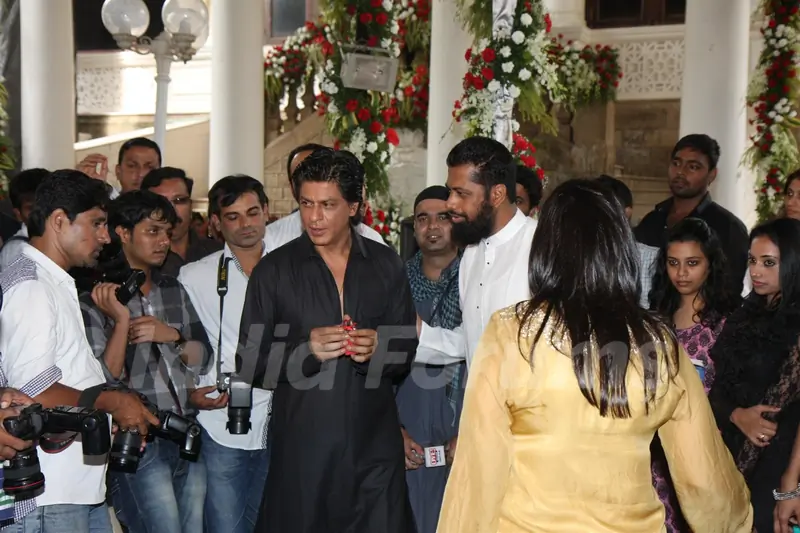 Shahrukh Khan celebrating Eid Al-Fitr